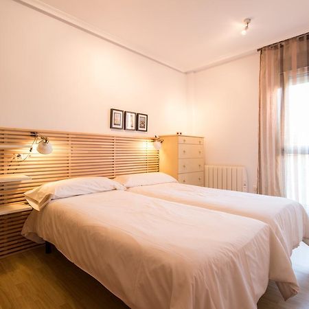 Apartamentos La Balandra De Muros Muros De Nalon Bagian luar foto